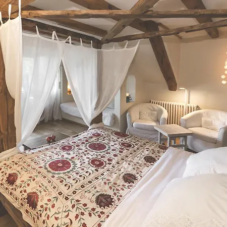 Bed & Breakfast Caponet Llica d'Amunt