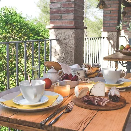 Caponet Bed & Breakfast Llica d'Amunt