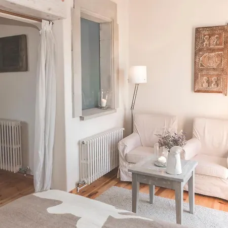 Caponet Bed and Breakfast